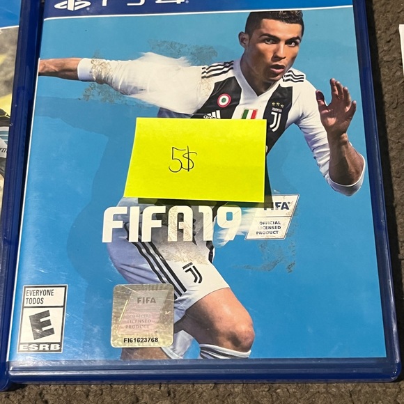 7 PS4 GAMES - Picture 5 of 8